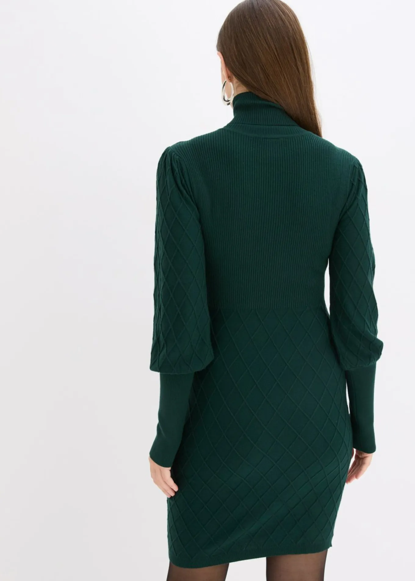 Vestido de punto con cuello vuelto