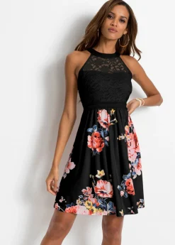 Vestido de punto con encaje