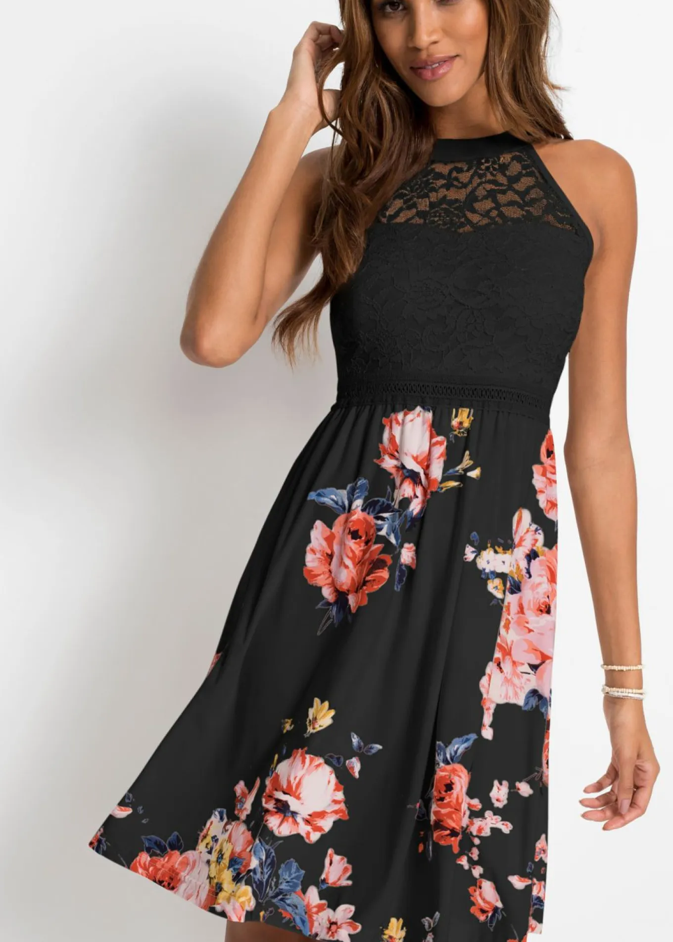 Vestido de punto con encaje