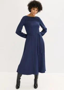 Vestido de punto con encaje