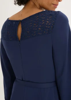 Vestido de punto con encaje