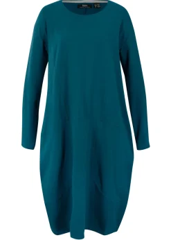 Vestido de punto con forma en O