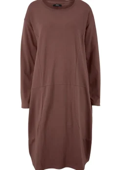 Vestido de punto con forma en O