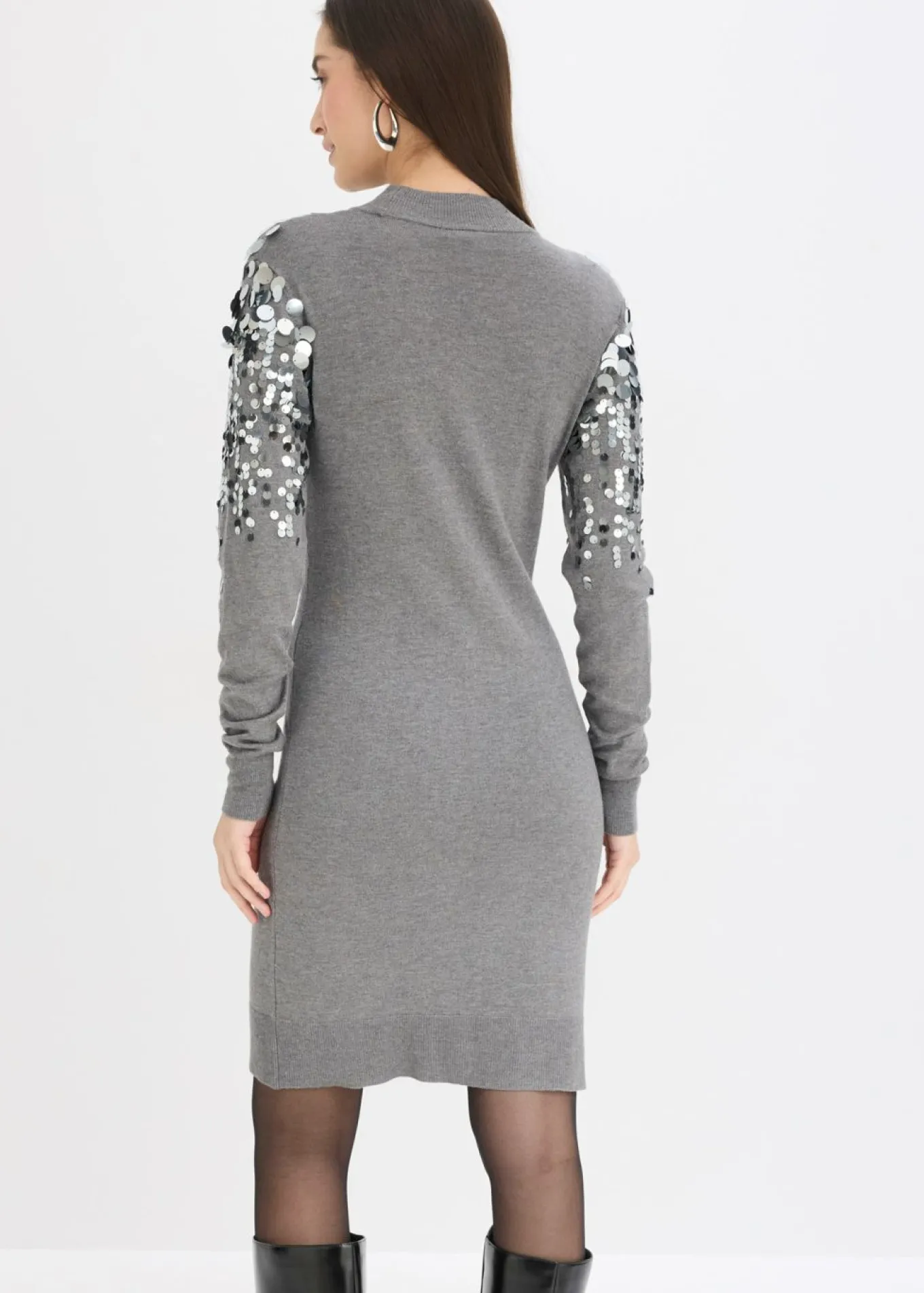 Vestido de punto con lentejuelas