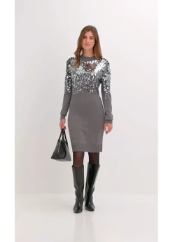 Vestido de punto con lentejuelas