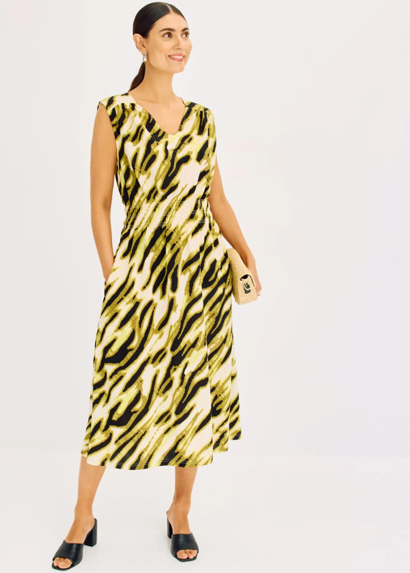 Vestido de punto con nido de abeja