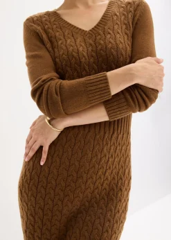 Vestido de punto con patrón trenzado