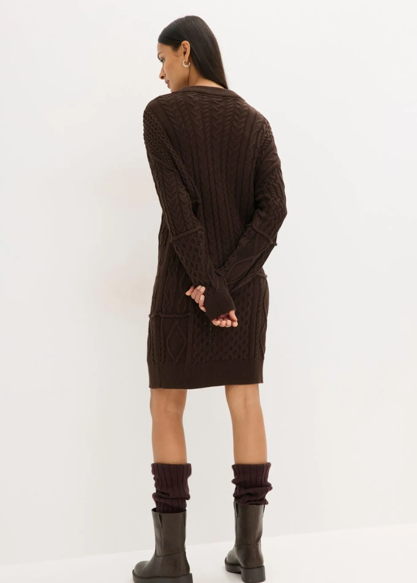 Vestido de punto con patrón trenzado