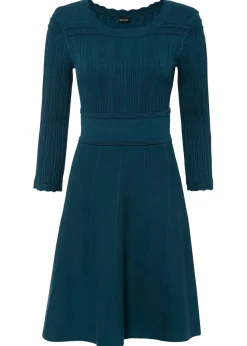 Vestido de punto con patrón ajour