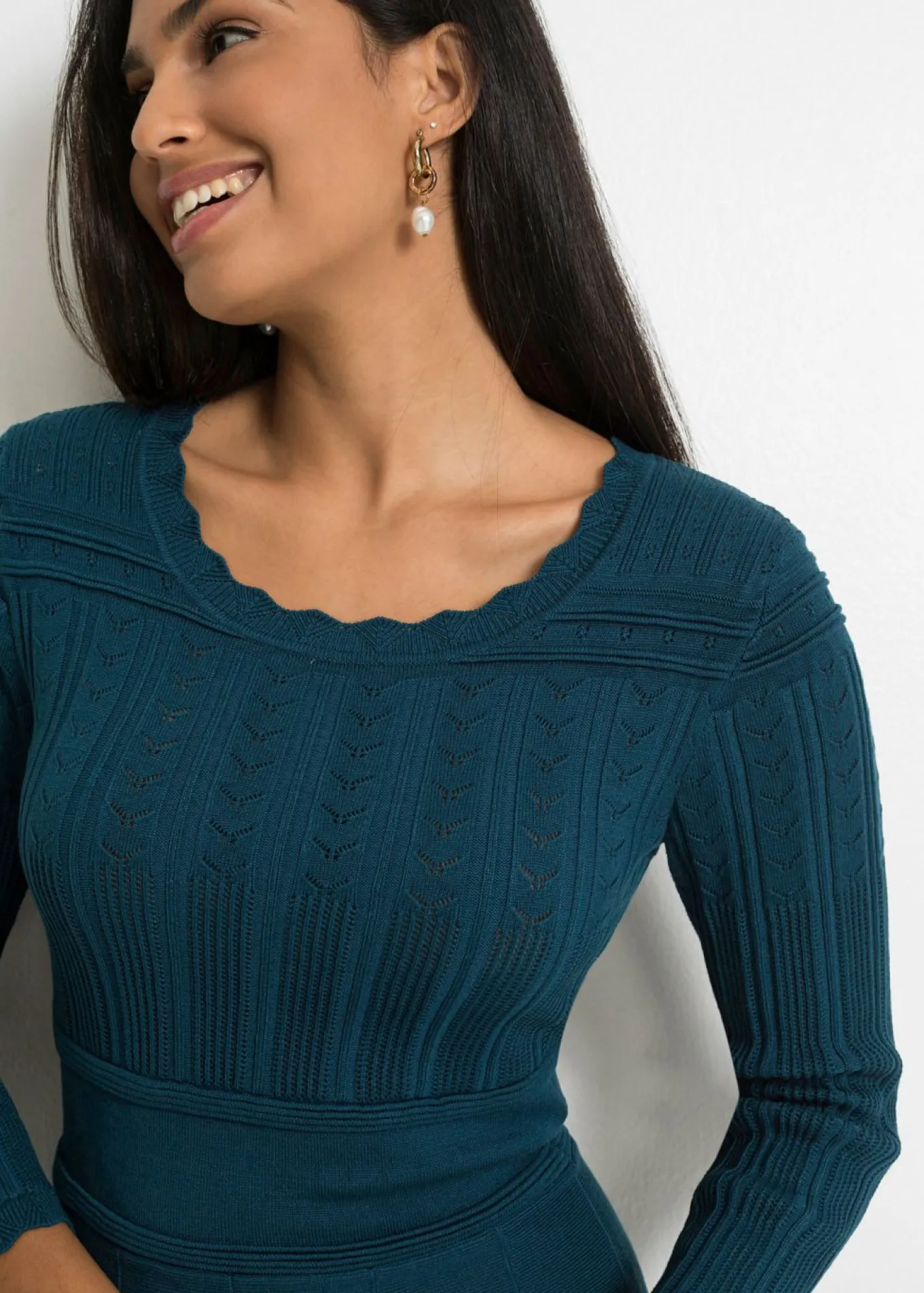 Vestido de punto con patrón ajour