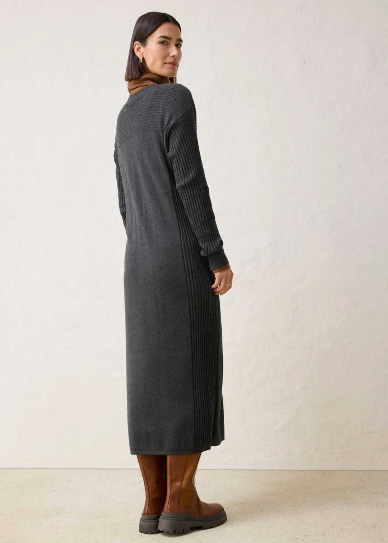 Vestido de punto de lana merina