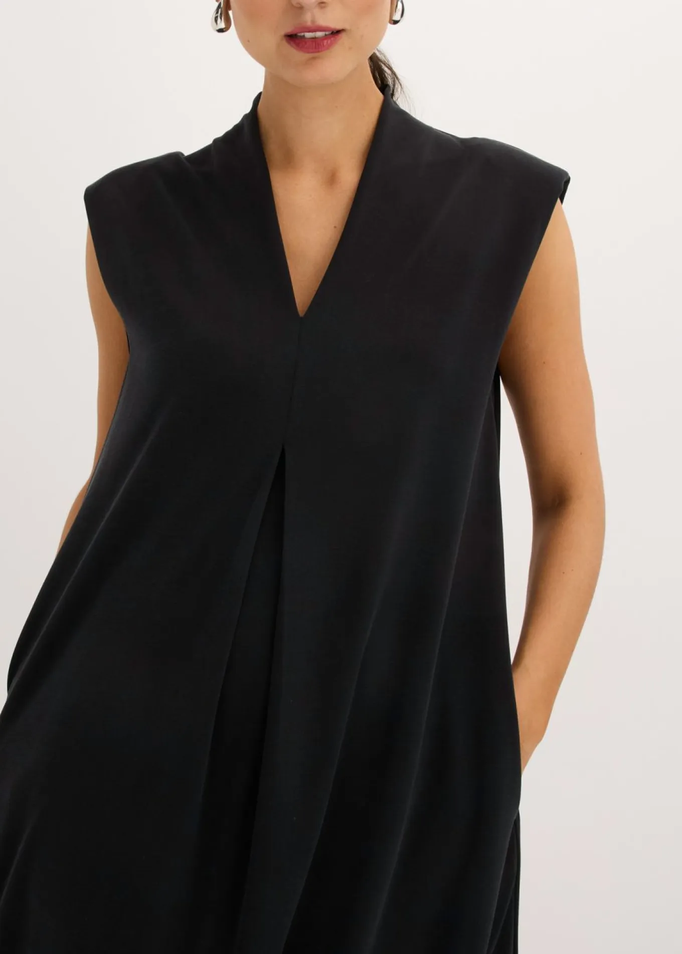 Vestido de punto de piqué de viscosa con hombreras
