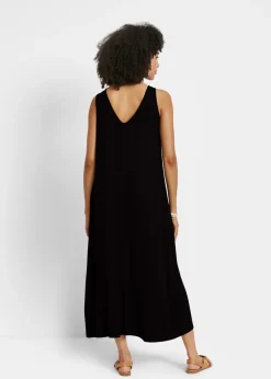 Vestido de punto de viscosa sostenible
