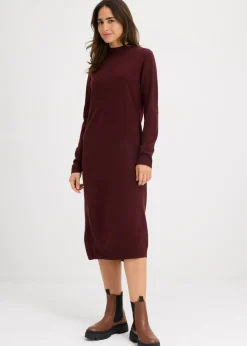 Vestido de punto fino con cuello alto