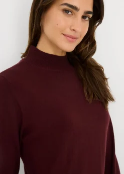 Vestido de punto fino con cuello alto