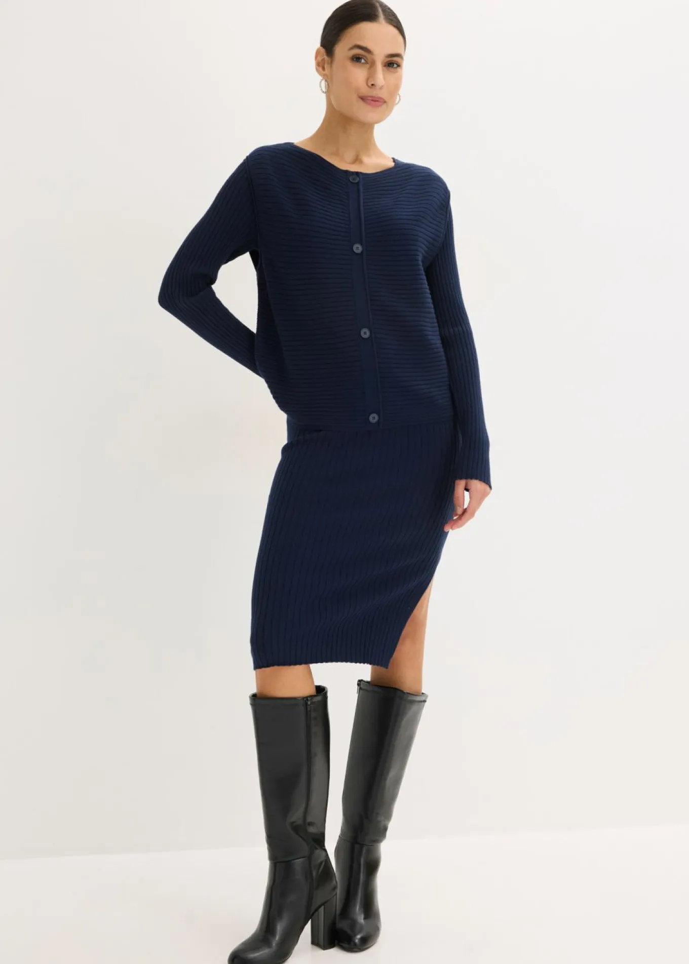 Vestido de punto y chaleco (2 piezas)