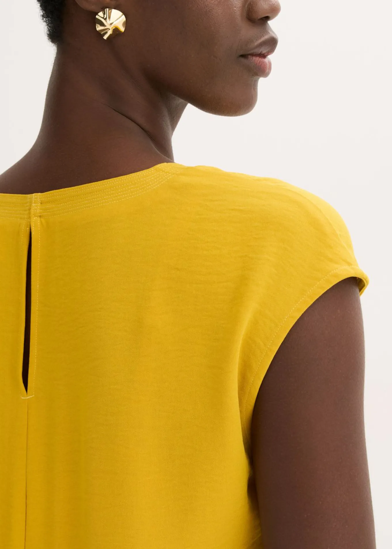Vestido de tejido estructurado