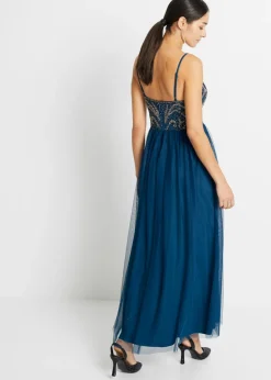 Vestido de tirantes con bordado de perlas