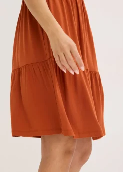 Vestido de tirantes con detalle de nudo