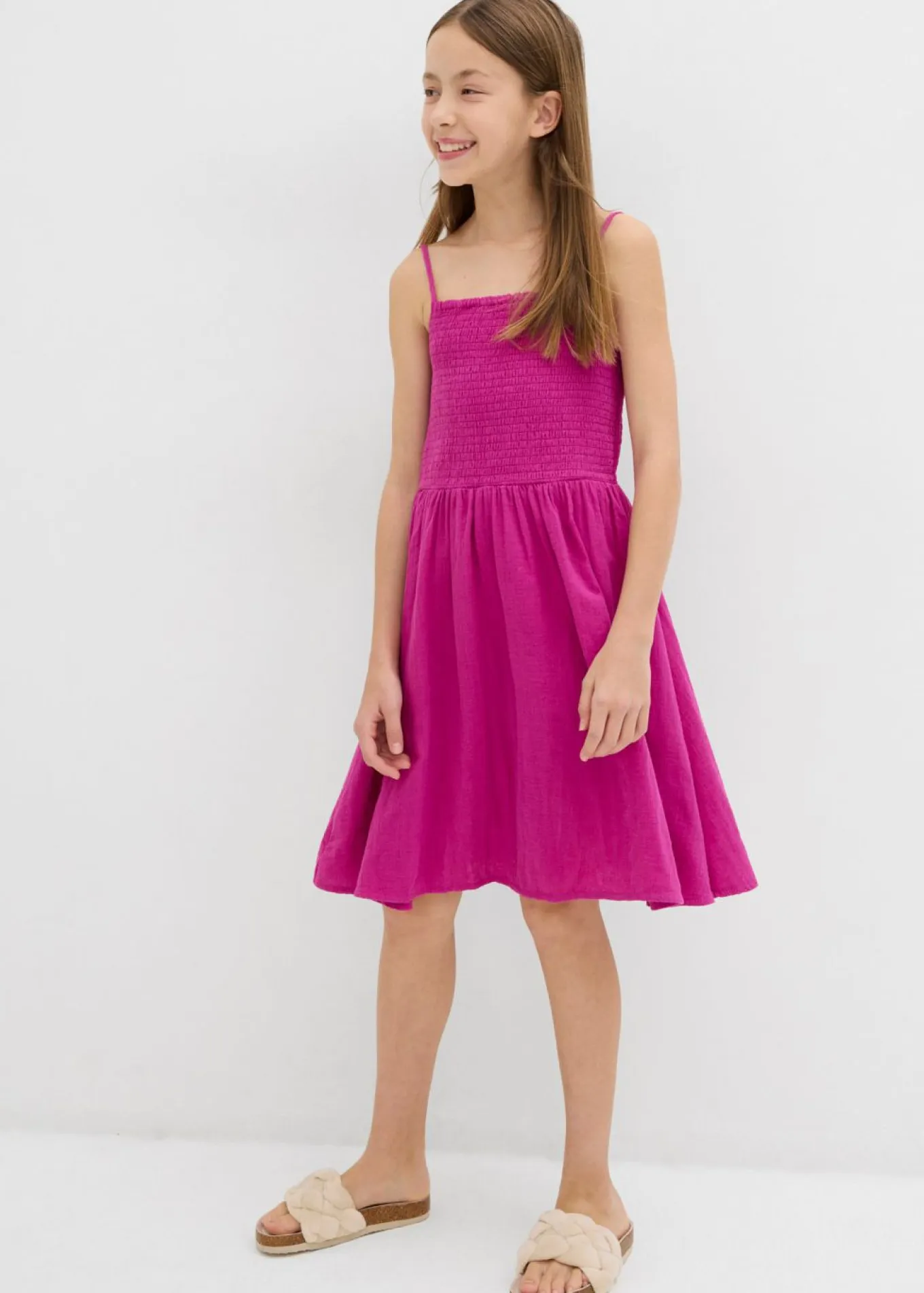 Vestido de tirantes de muselina ligera