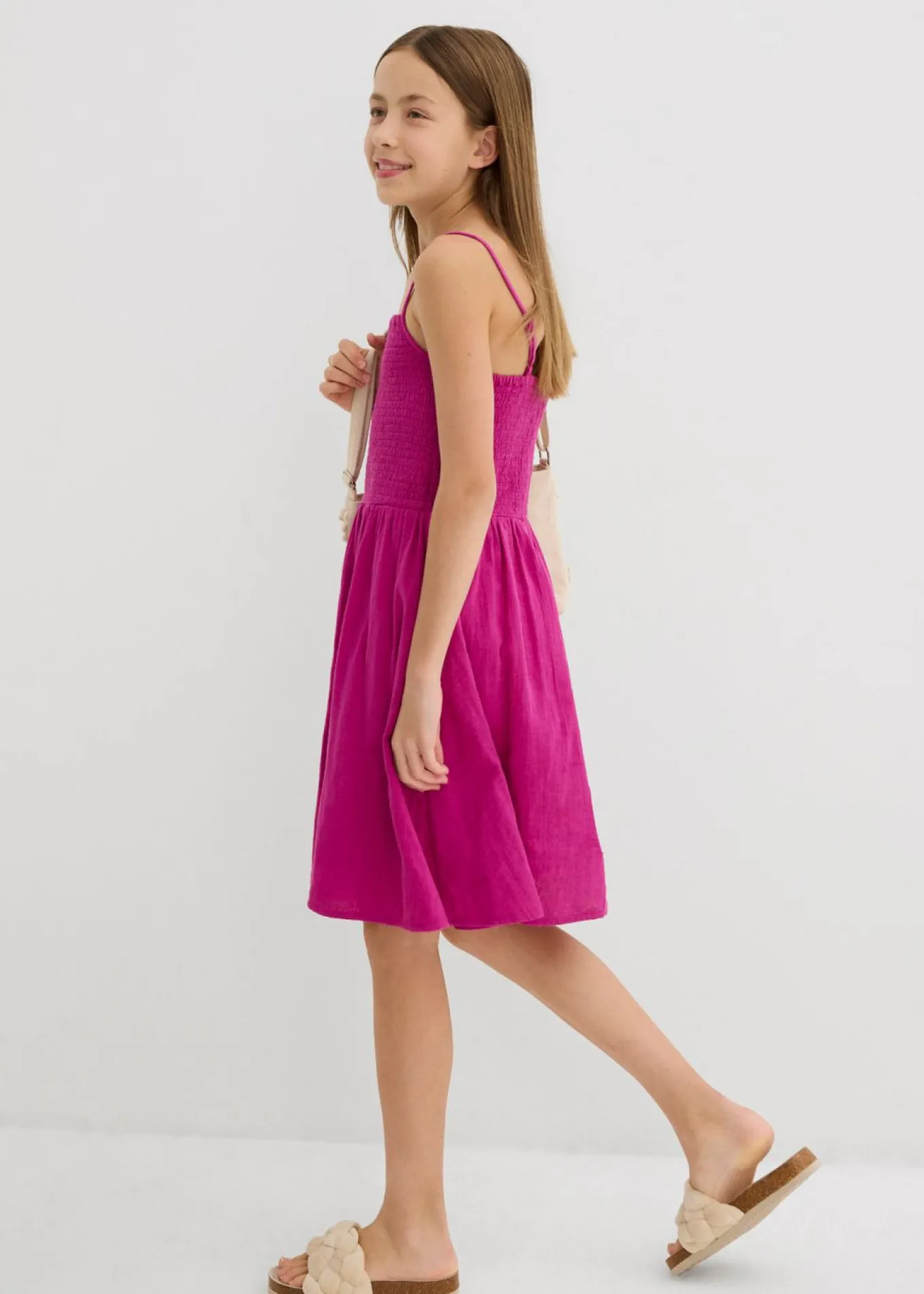 Vestido de tirantes de muselina ligera