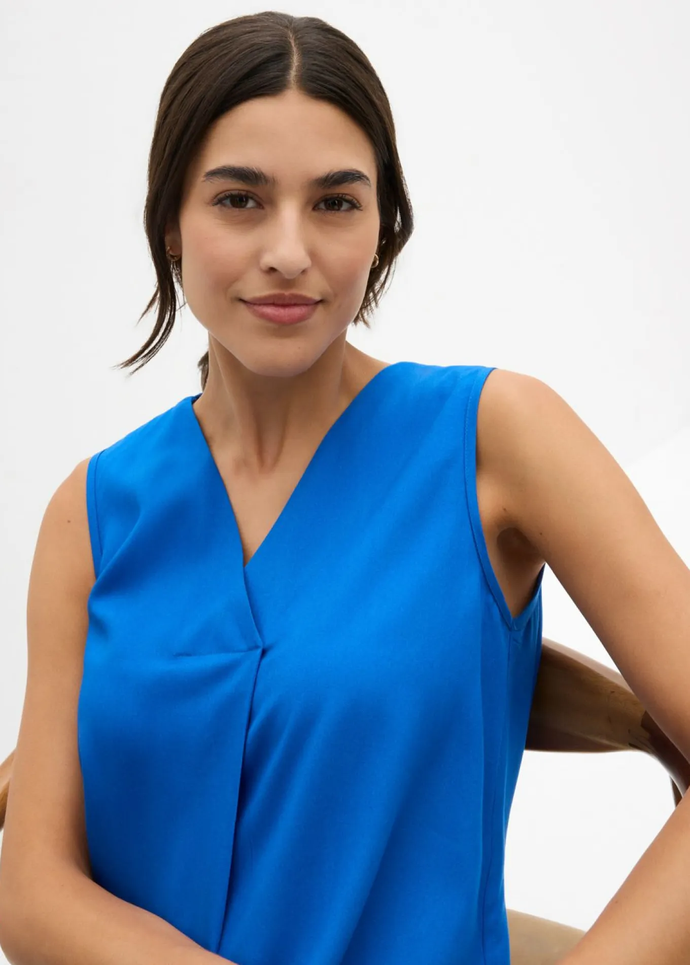 Vestido de tirantes de viscosa fluida
