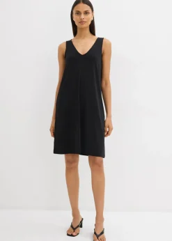 Vestido de tirantes fluido con escote en V