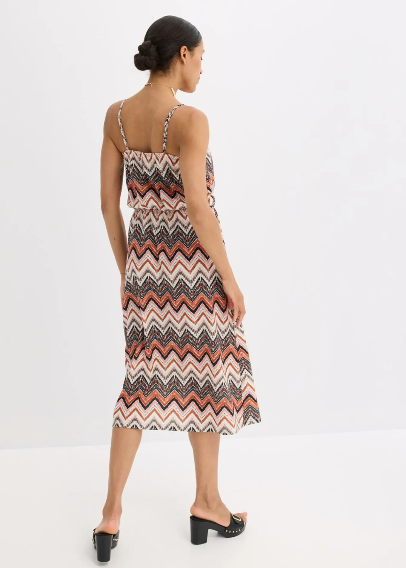 Vestido estampado de tirantes