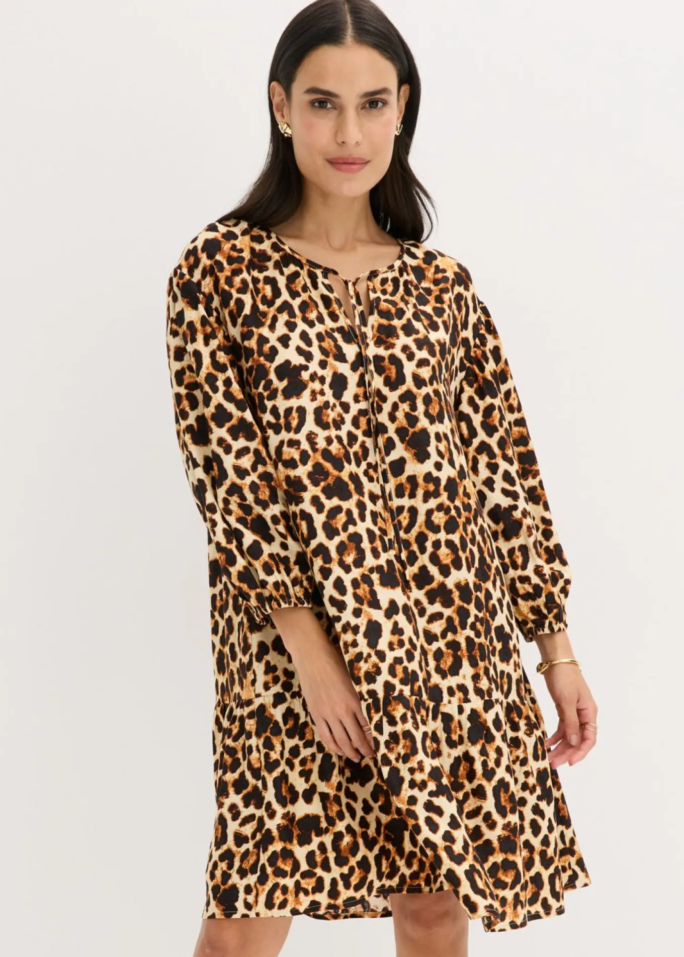 Vestido estampado tipo túnica de crepé estructurado