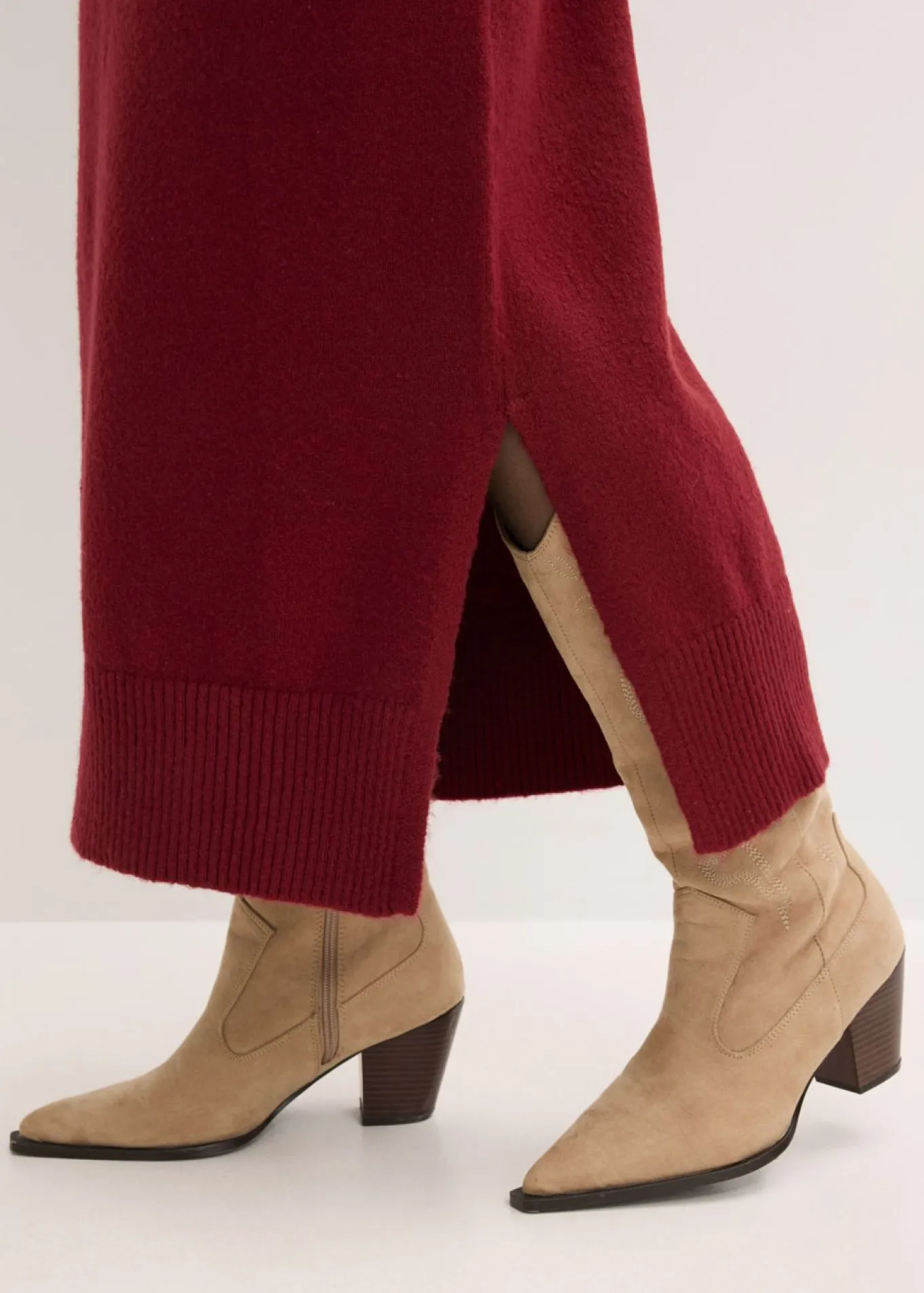 Vestido holgado de punto con largo midi