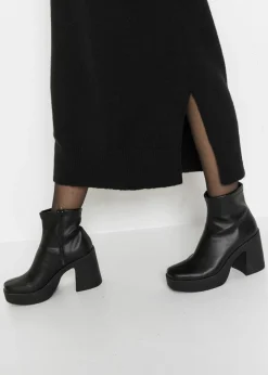 Vestido holgado de punto con largo midi