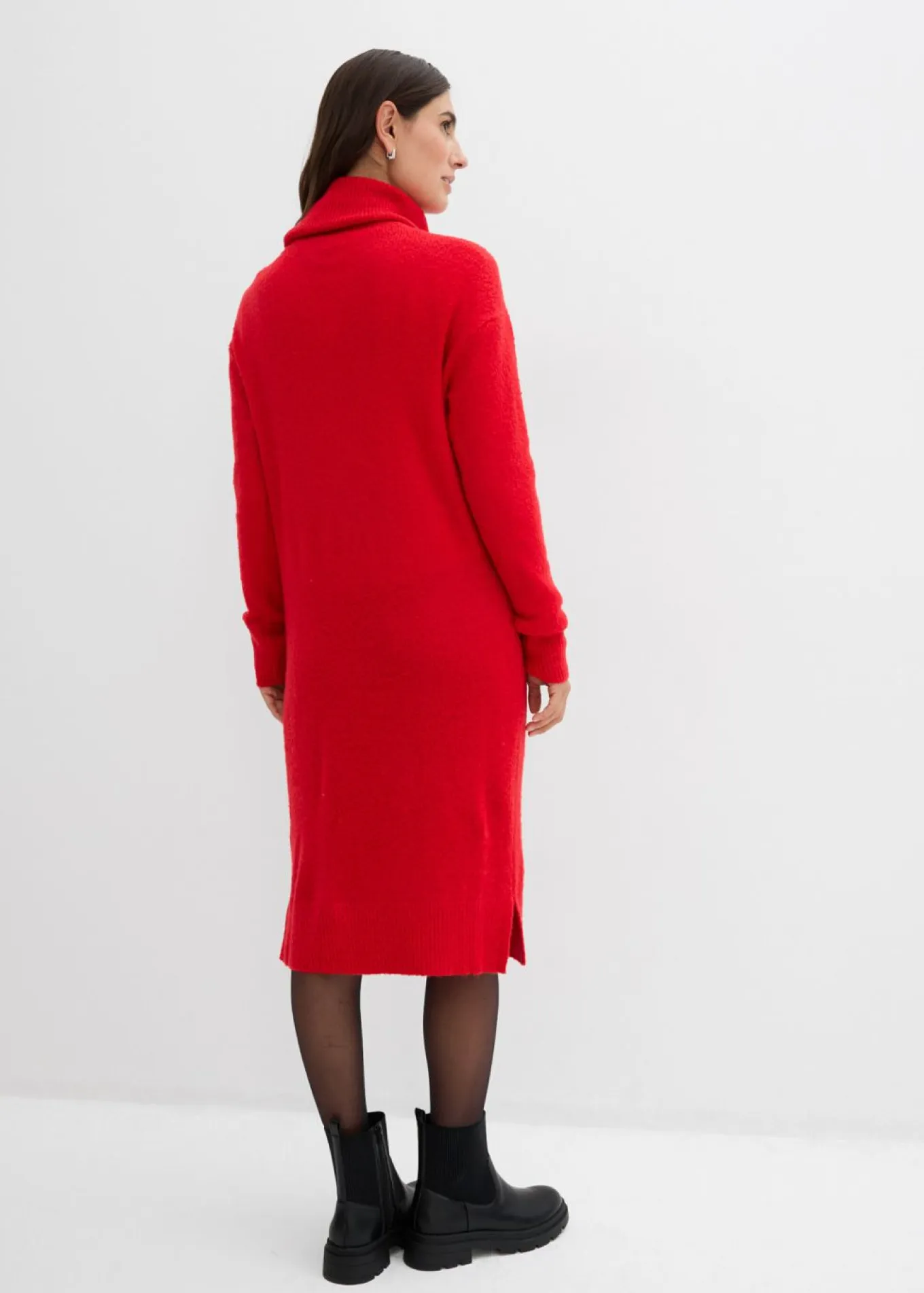 Vestido holgado de punto con cuello vuelto