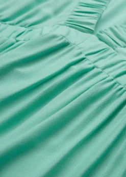 Vestido largo a capas de viscosa fluida