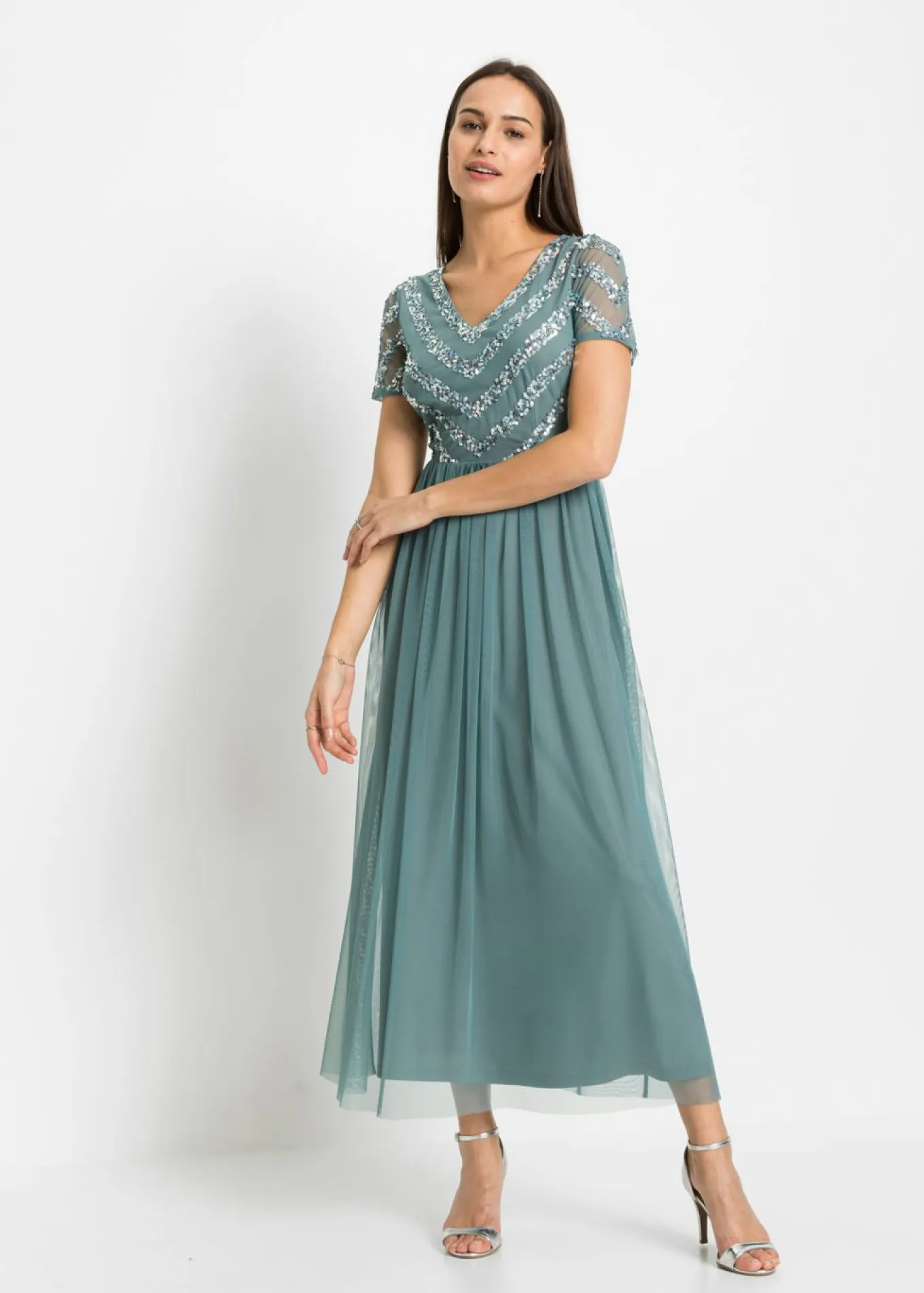 Vestido largo con bordado de lentejuelas