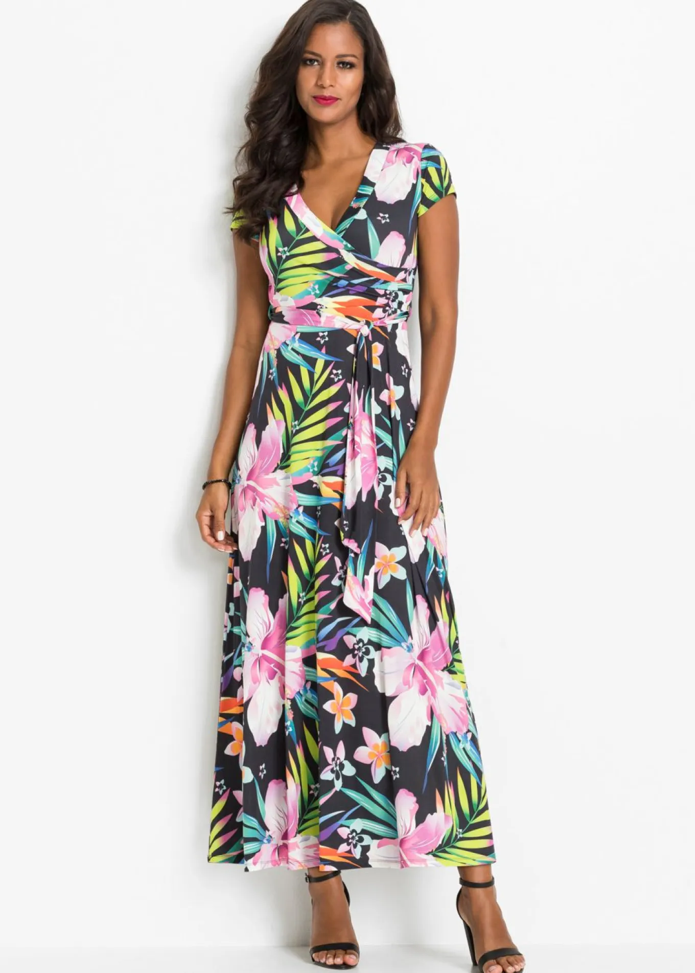 Vestido largo con diseño cruzado