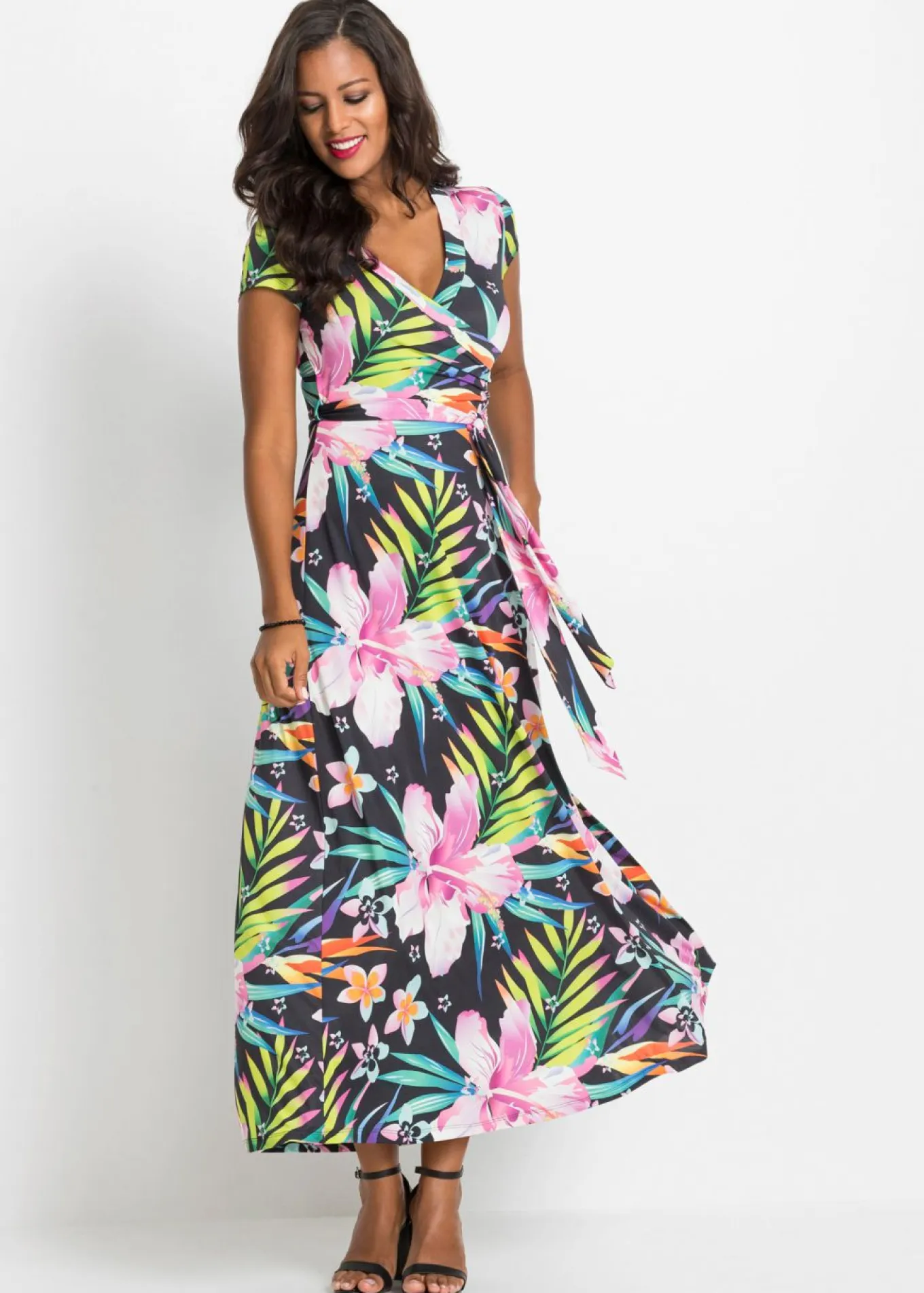 Vestido largo con diseño cruzado