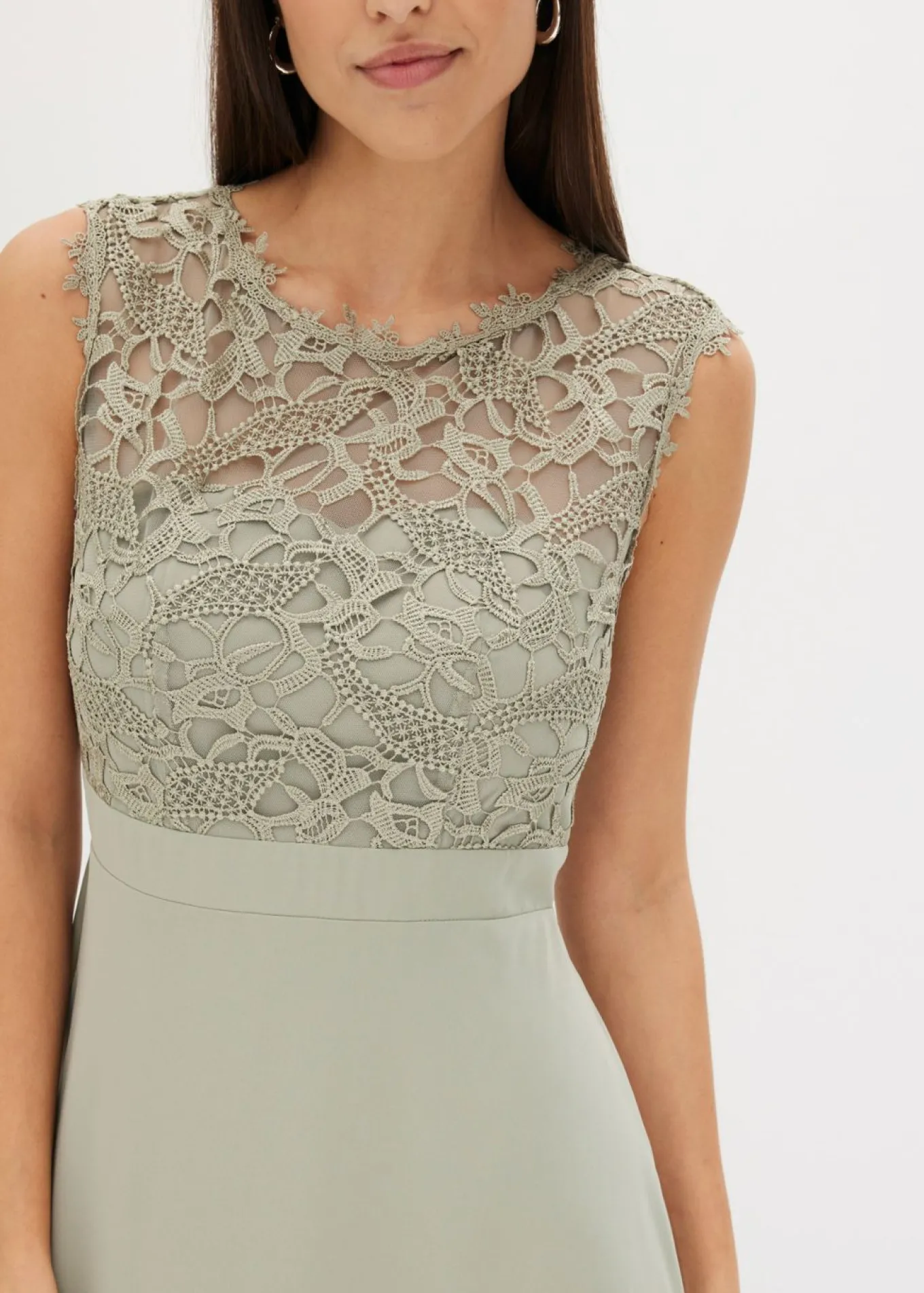 Vestido largo con encaje