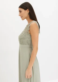 Vestido largo con encaje