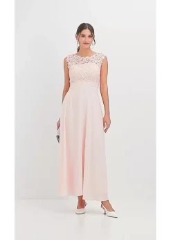 Vestido largo con encaje