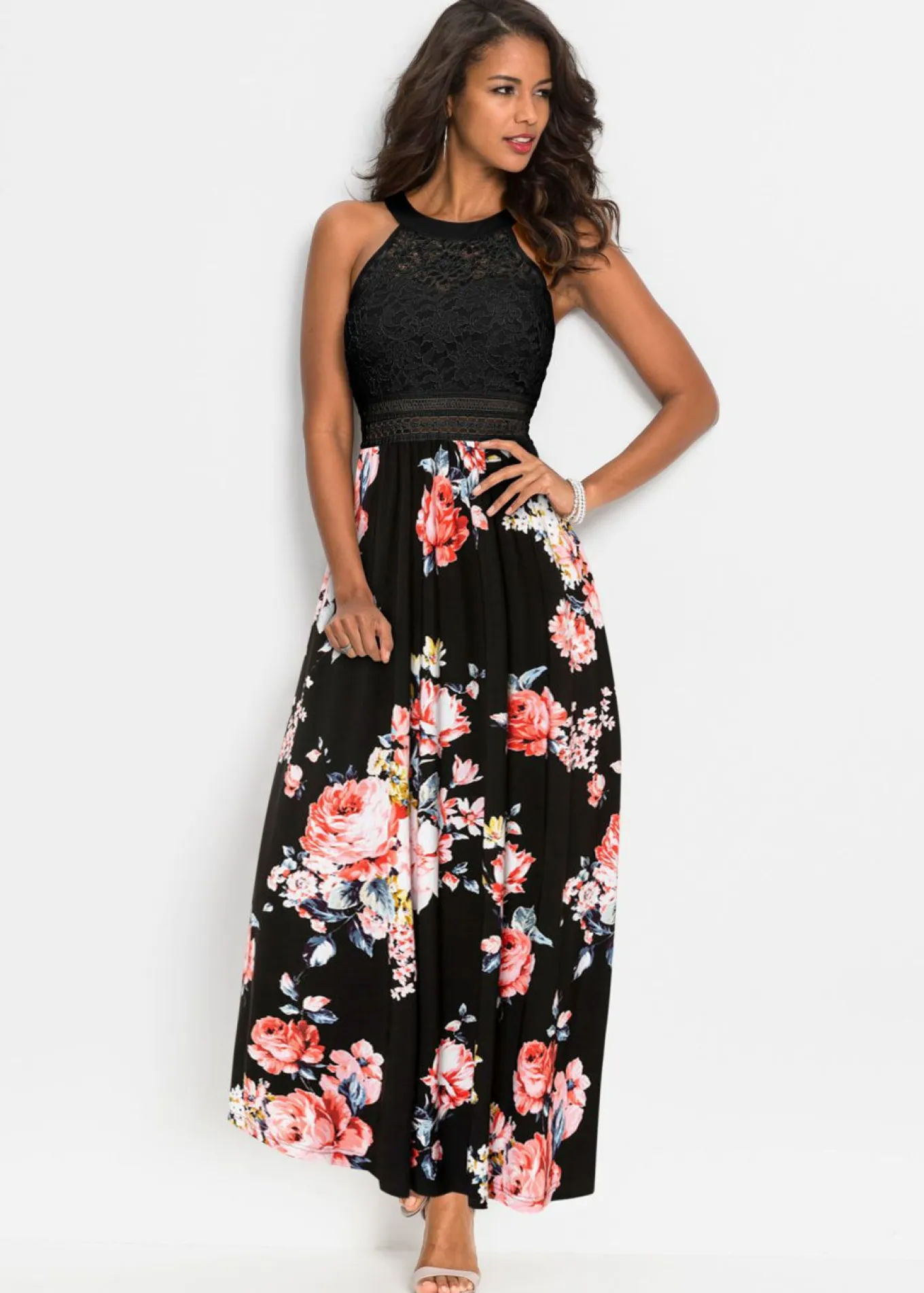 Vestido largo con estampado floral y encaje