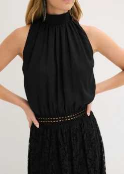 Vestido largo con falda de encaje