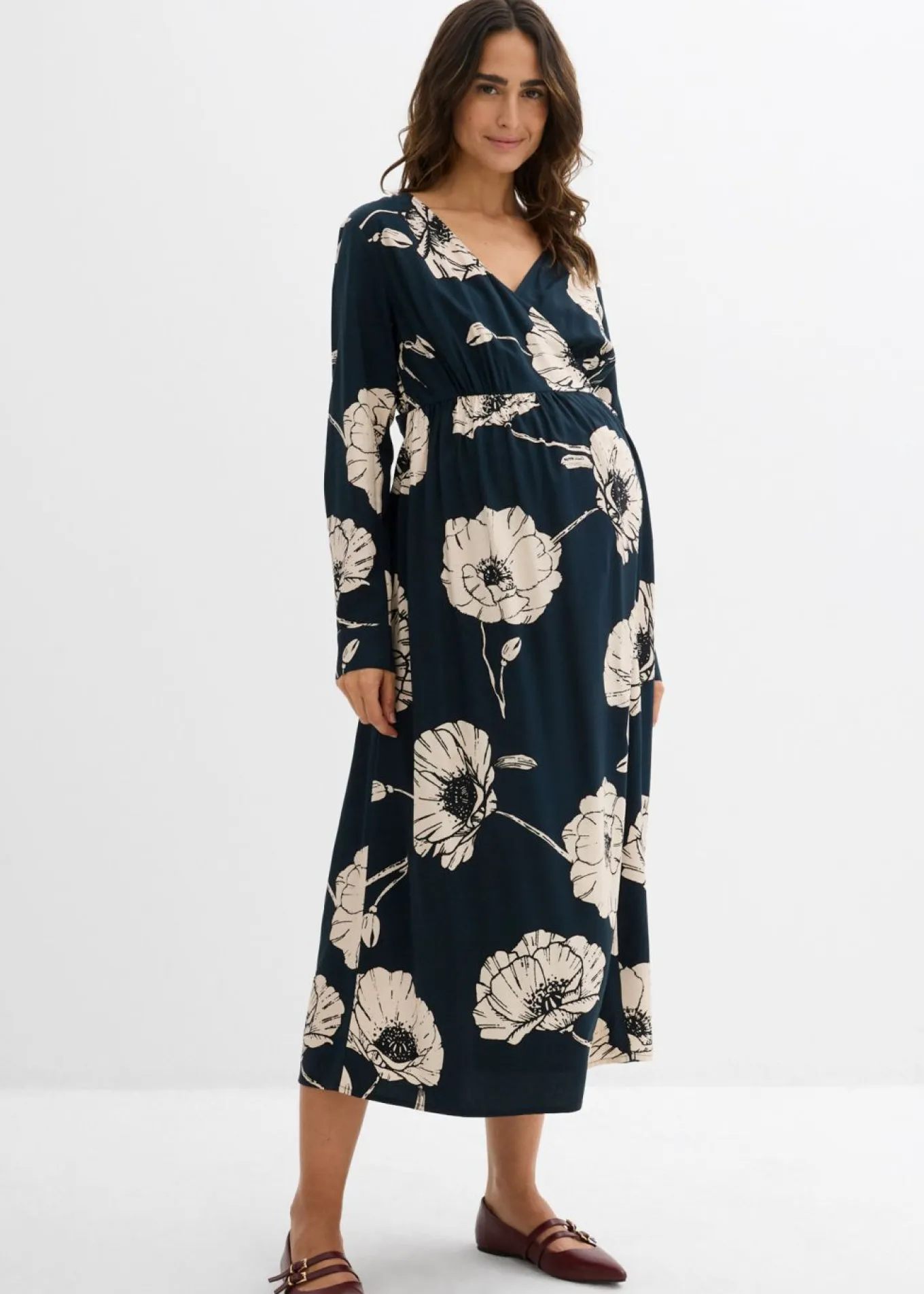 Vestido largo cruzado para durante y después del embarazo