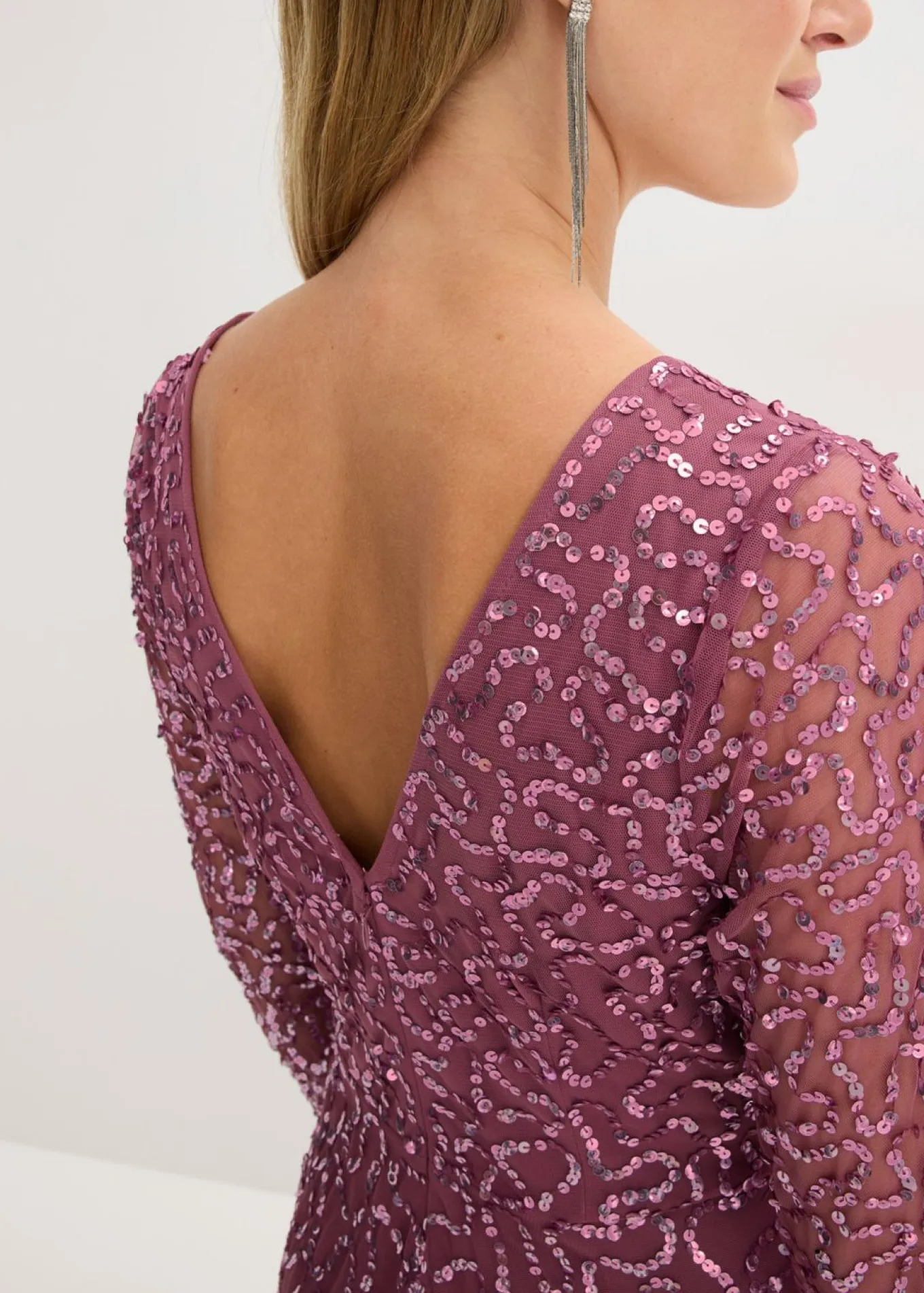 Vestido largo de noche con lentejuelas