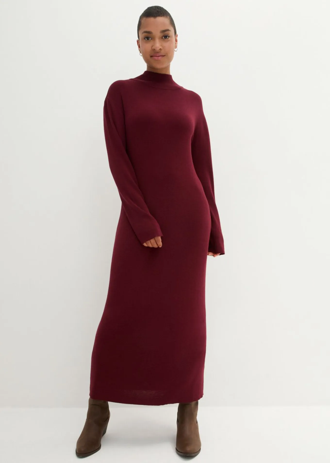 Vestido largo de punto fino de mezcla de viscosa fluida