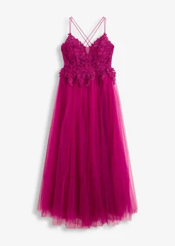Vestido largo de tul delicado con encaje