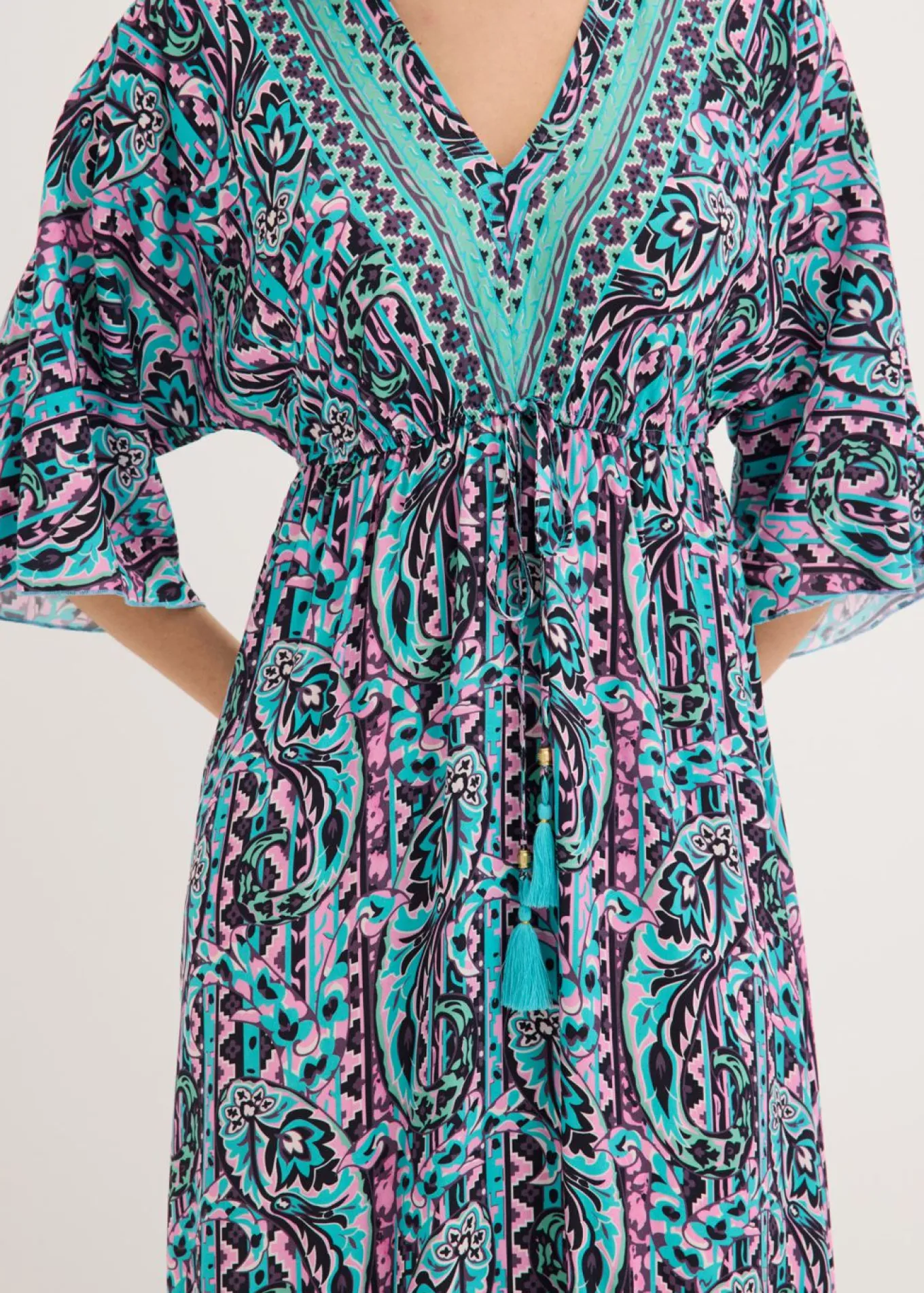 Vestido largo estampado de viscosa fluida