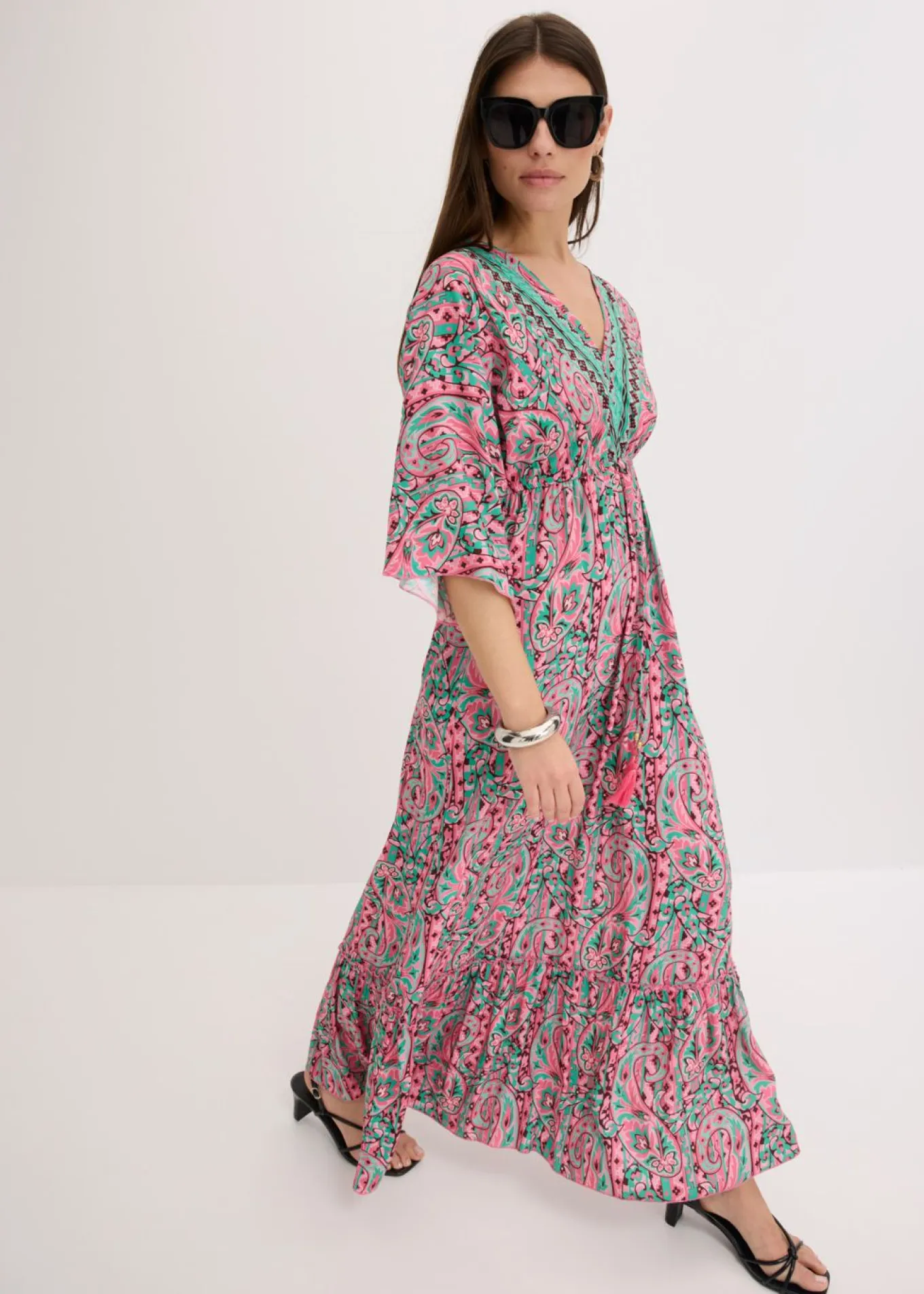 Vestido largo estampado de viscosa fluida