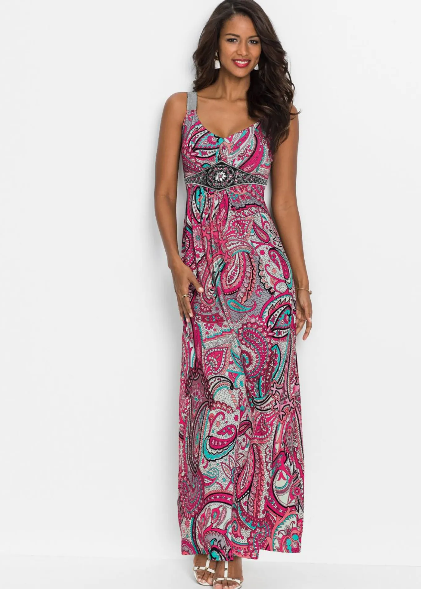 Vestido maxi con aplicaciones