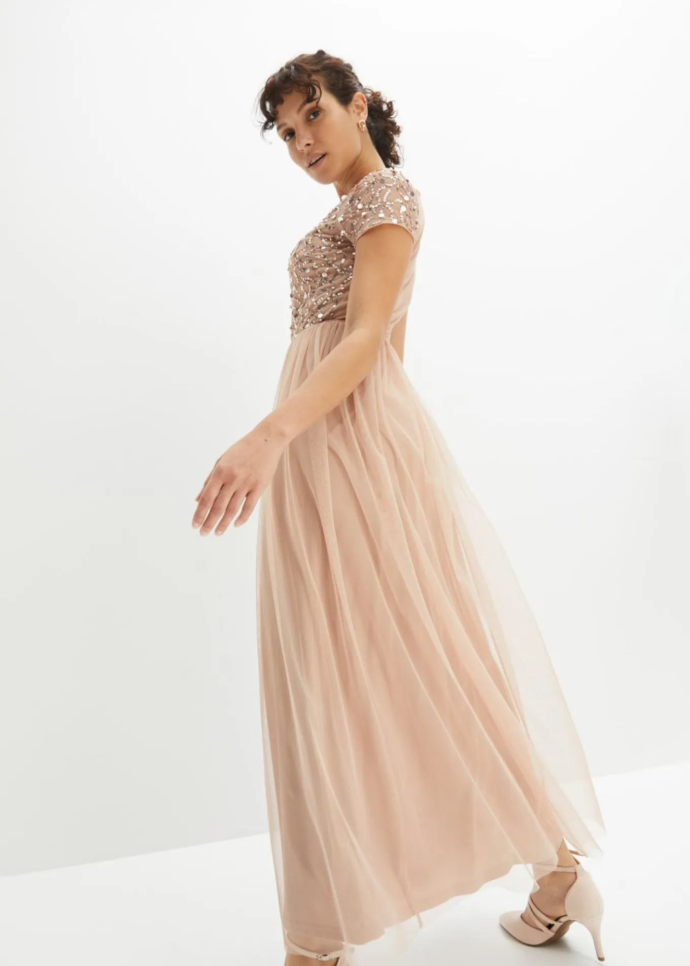 Vestido maxi con bordado de lentejuelas