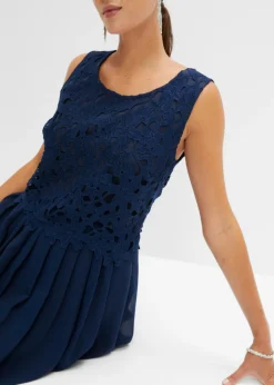 Vestido maxi con encaje